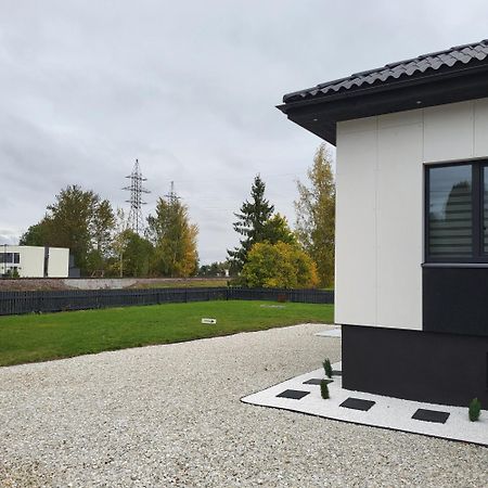 Luxury Apartment Private House And Parking Netflix Tartu Luaran gambar